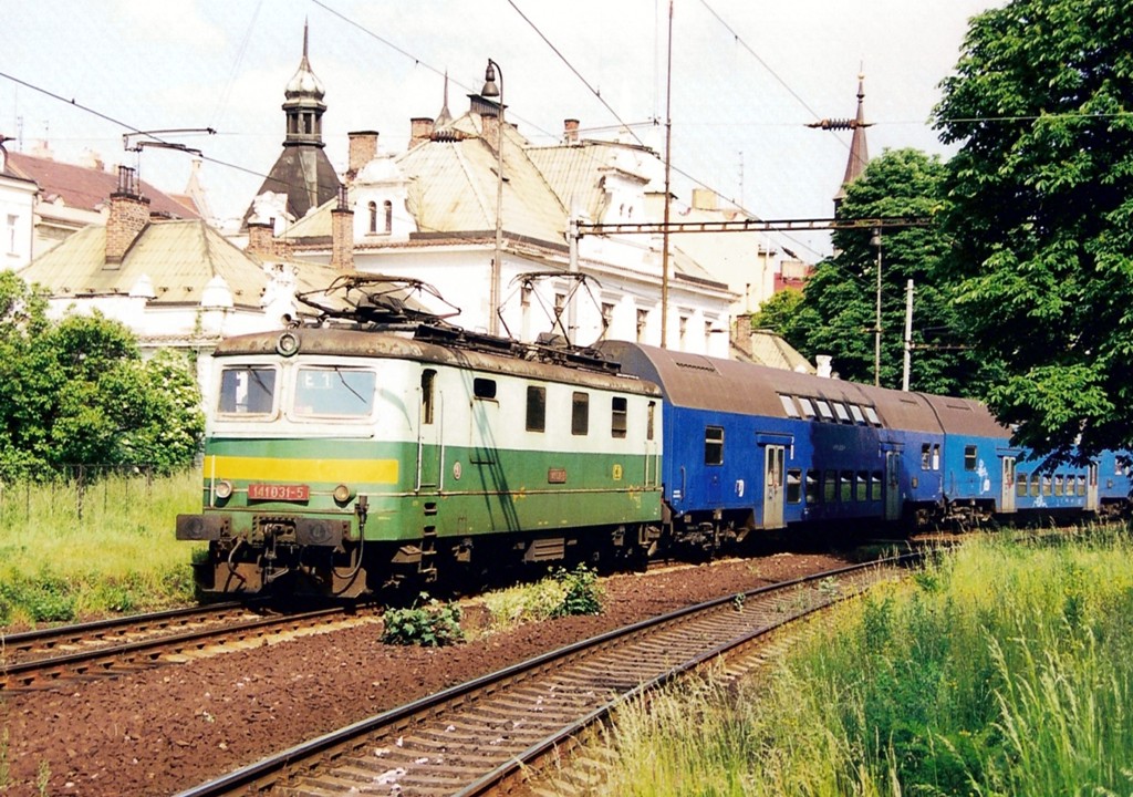 [1024x720] 141031c.jpg