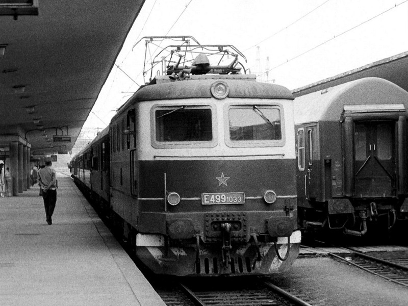 [800x600] 141033a.jpg