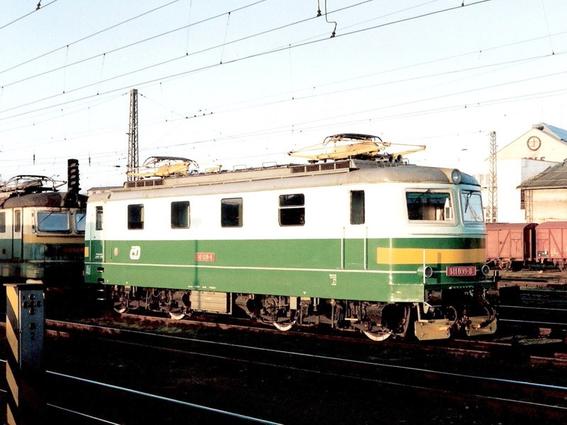 [800x600] 141039a.jpg