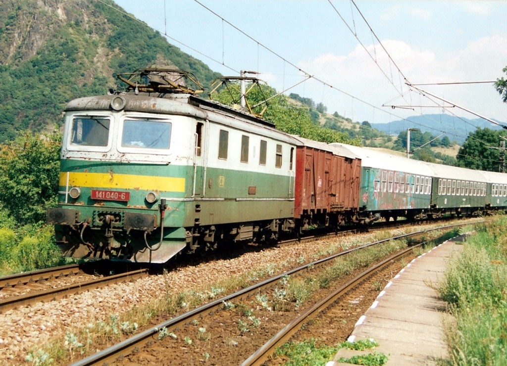 [1024x740] 141040c.jpg