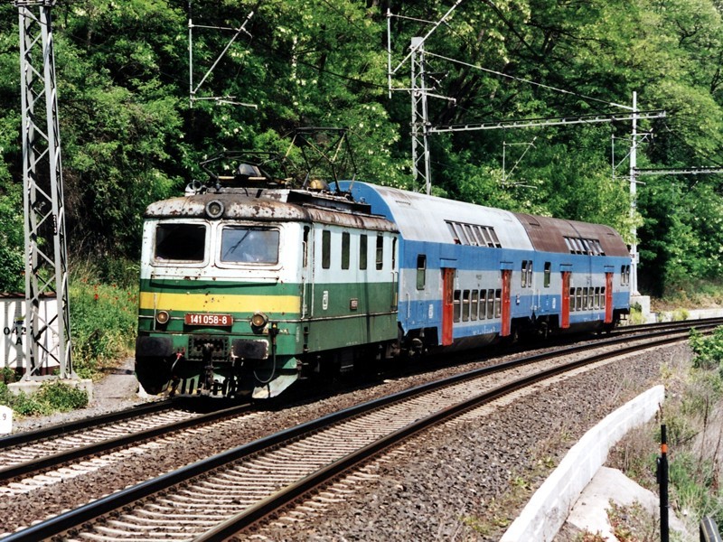 [800x600] 141058a.jpg