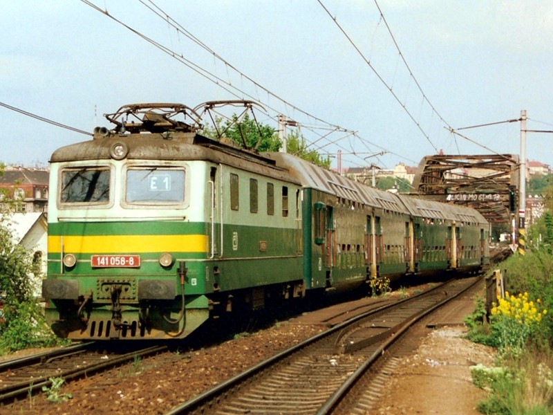 [800x600] 141058e.jpg