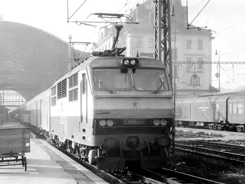 [800x600] 150001a.jpg