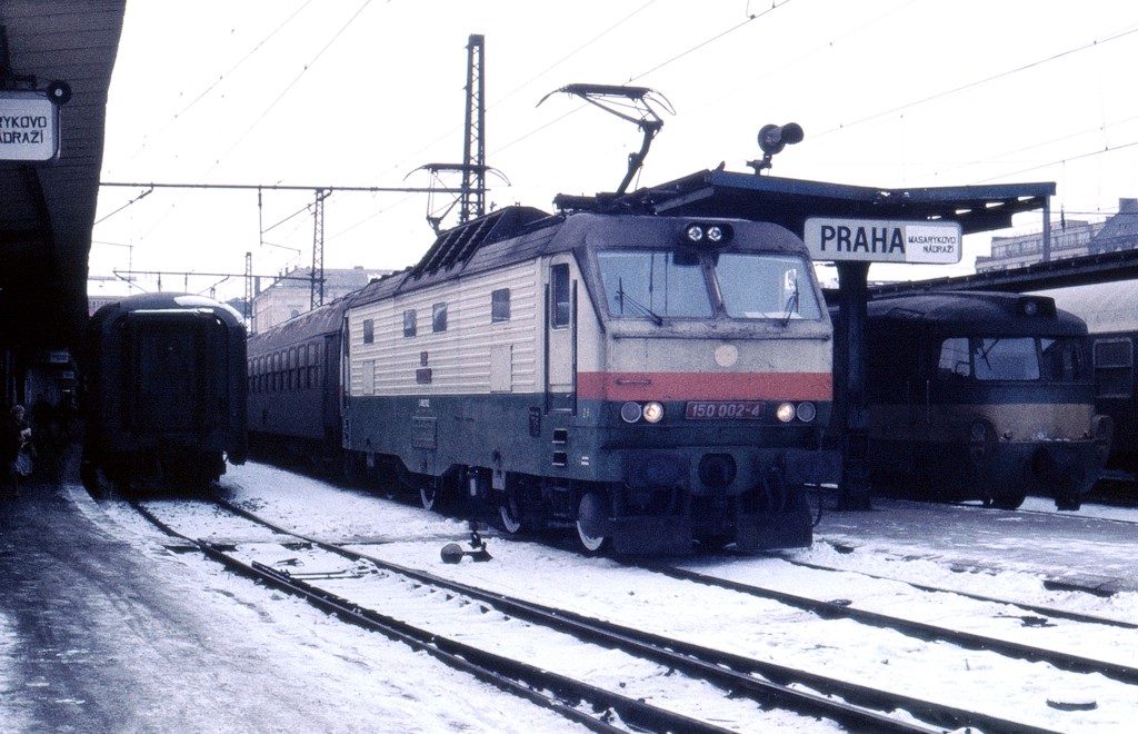 [1024x660] 150002b.jpg