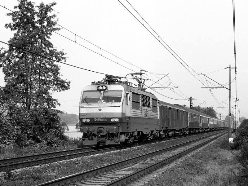 [800x600] 150002e.jpg