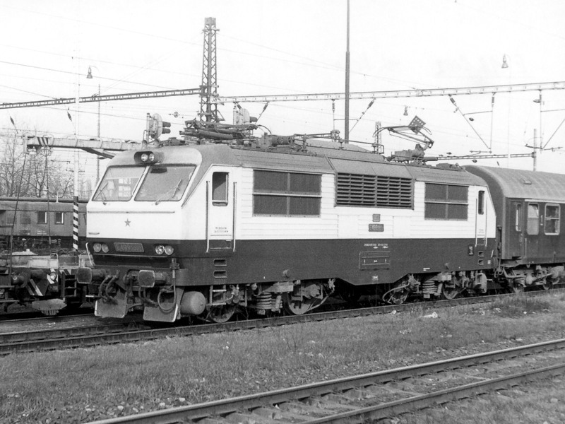 [800x600] 150002h.jpg