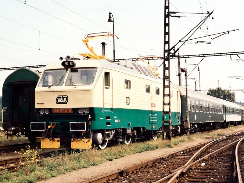 [800x600] 150004e.jpg