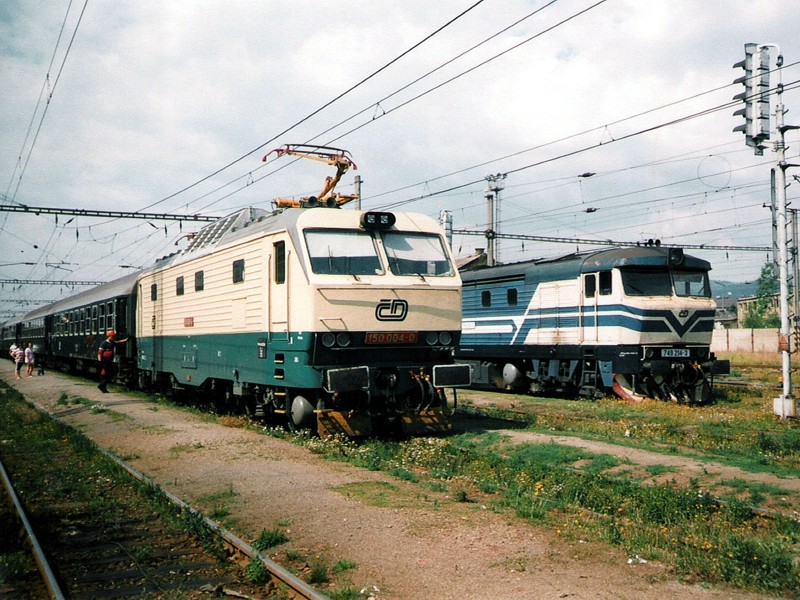 [800x600] 150004f.jpg