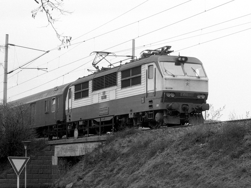 [800x600] 150005k.jpg