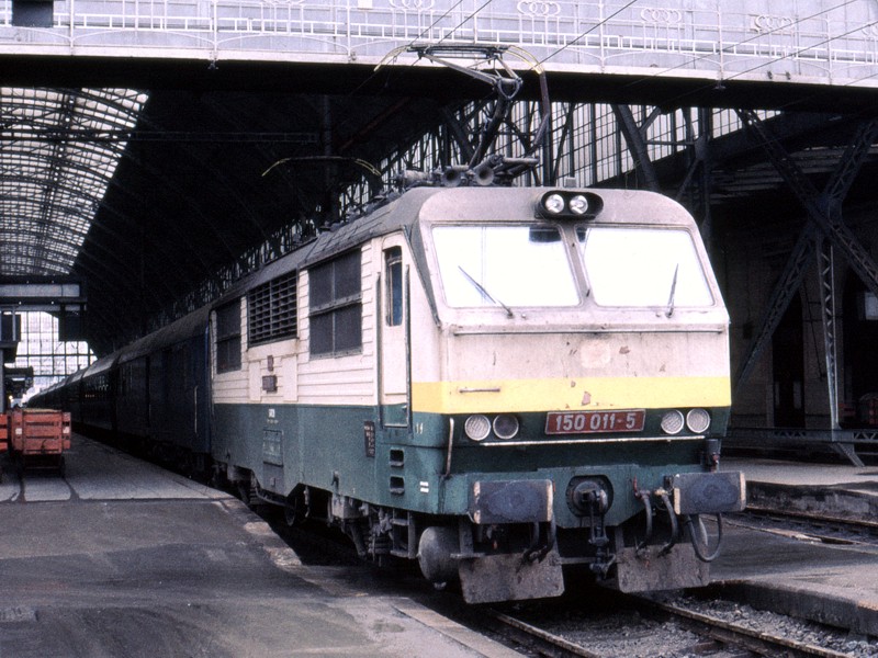 [800x600] 150011e.jpg