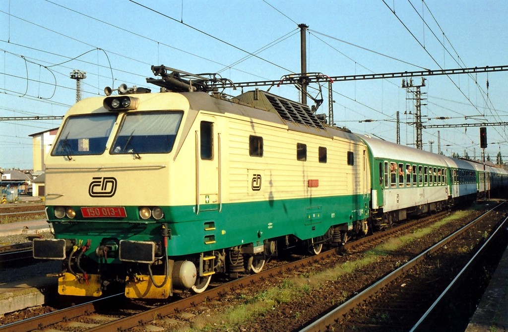 [1024x670] 150013h.jpg