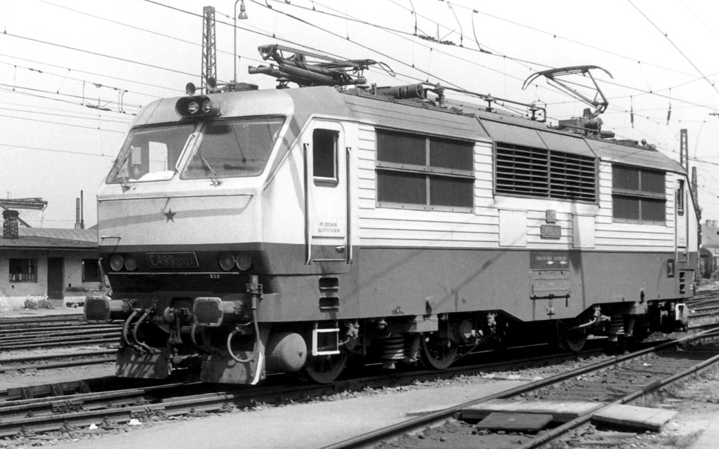 [1024x640] 150024d.jpg