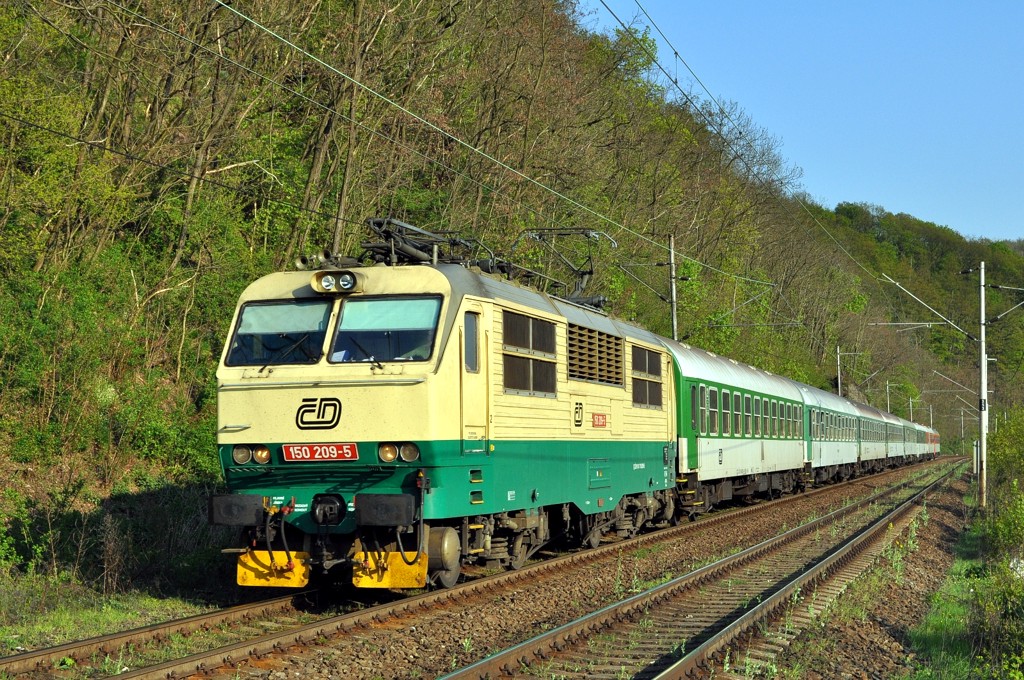 [1024x680] 150209i.jpg