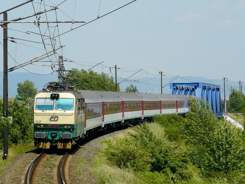 [800x600] 150213b.jpg