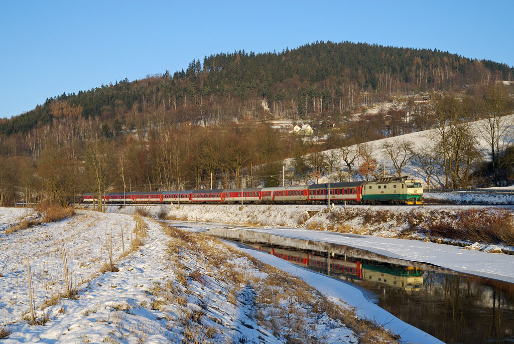 [1024x686] 150221a.jpg