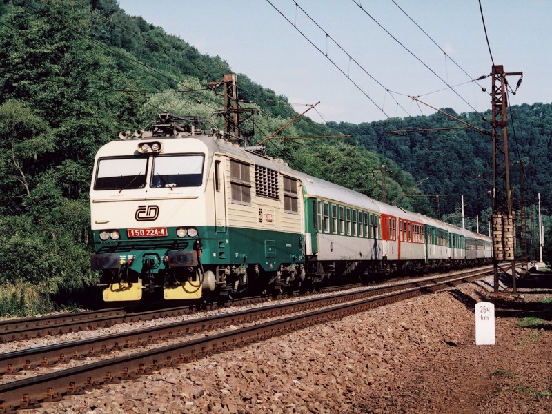 [800x600] 150224a.jpg