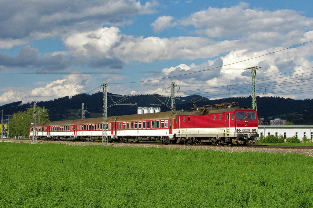 [1024x680] 162002d.jpg