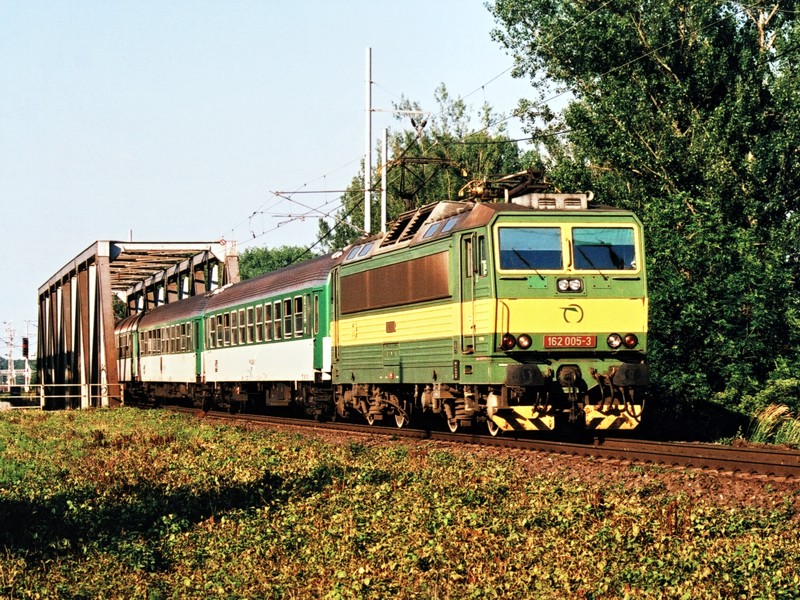 [800x600] 162005a.jpg