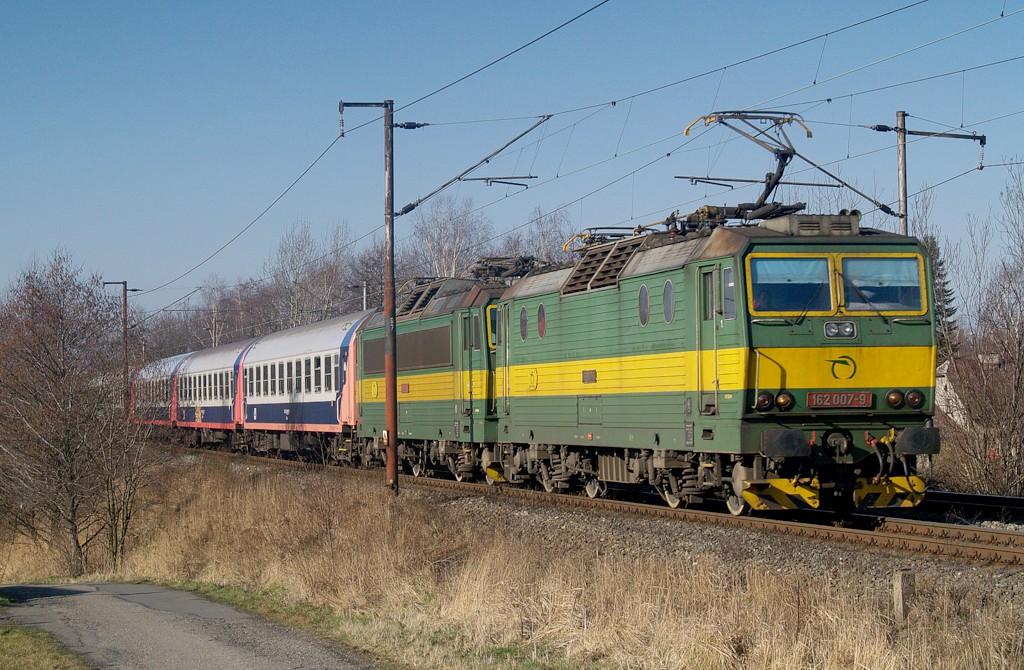 [1024x670] 162007a.jpg