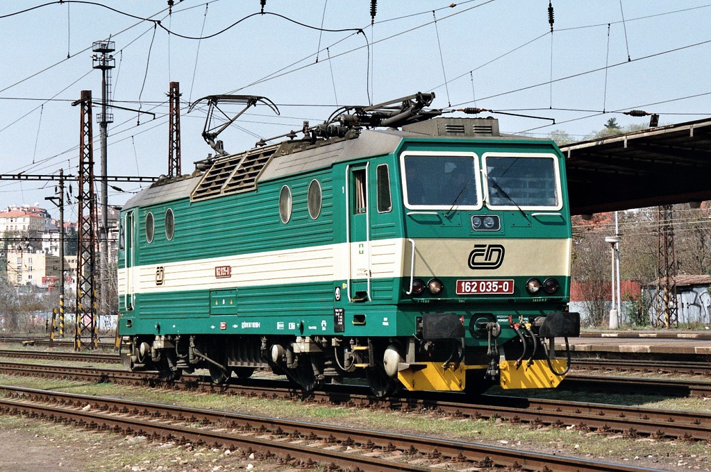 [1024x680] 162035d.jpg