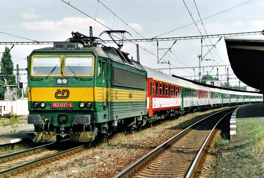 [1024x690] 162037a.jpg