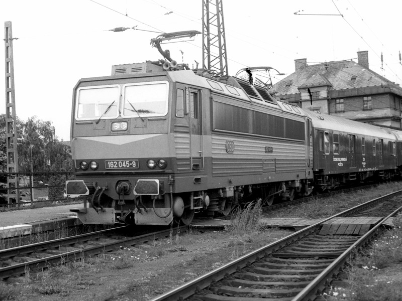 [800x600] 162045a.jpg