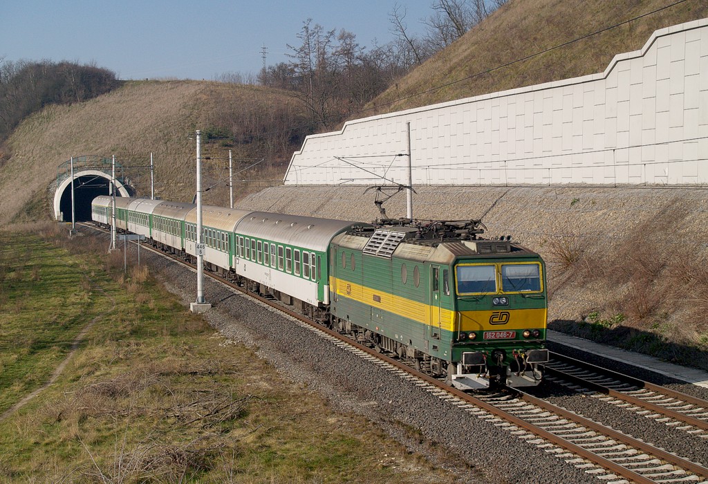 [1024x700] 162046a.jpg