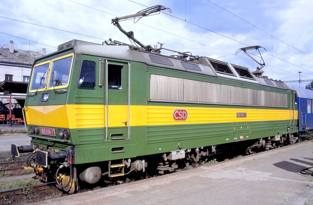 [1024x670] 162046c.jpg