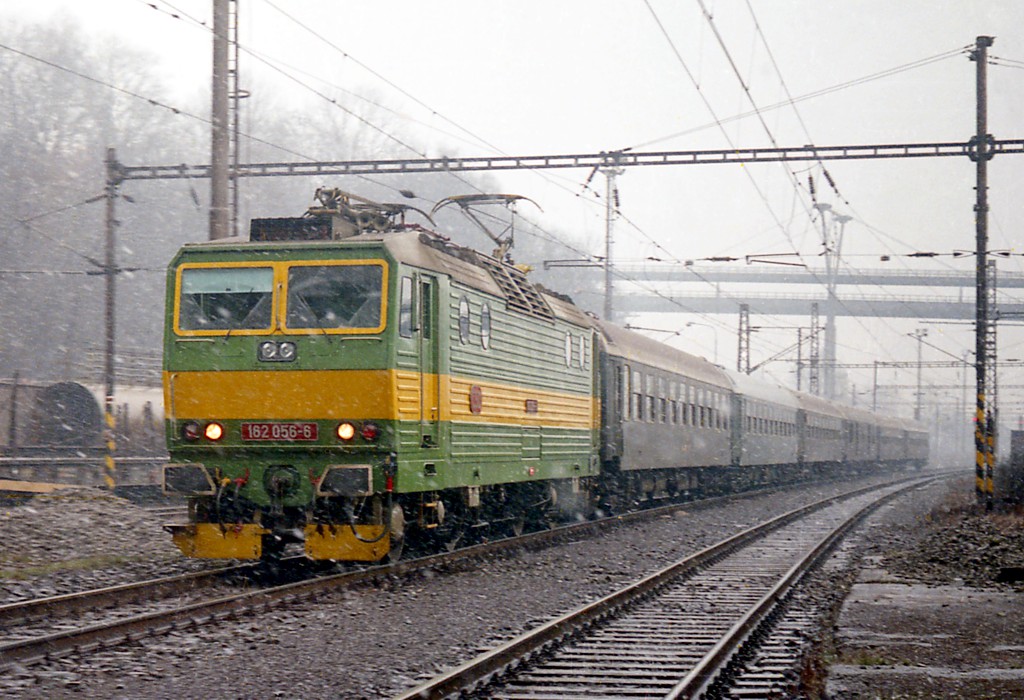 [1024x700] 162056b.jpg