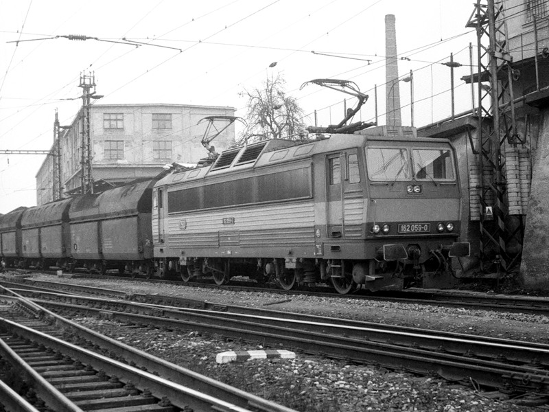 [800x600] 162059a.jpg