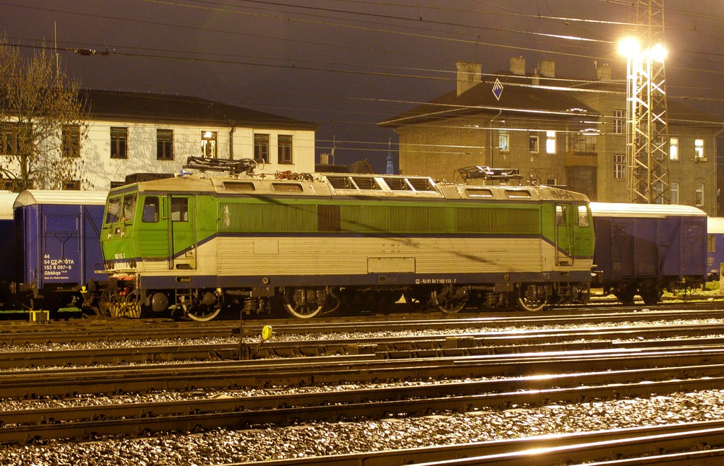 [1024x660] 162112a.jpg