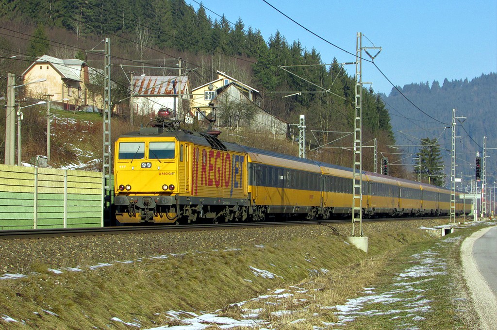 [1024x680] 162117a.jpg