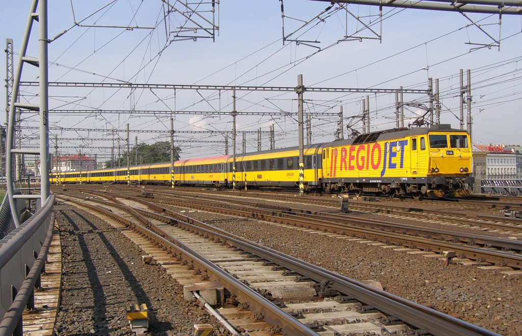 [1024x660] 162120a.jpg