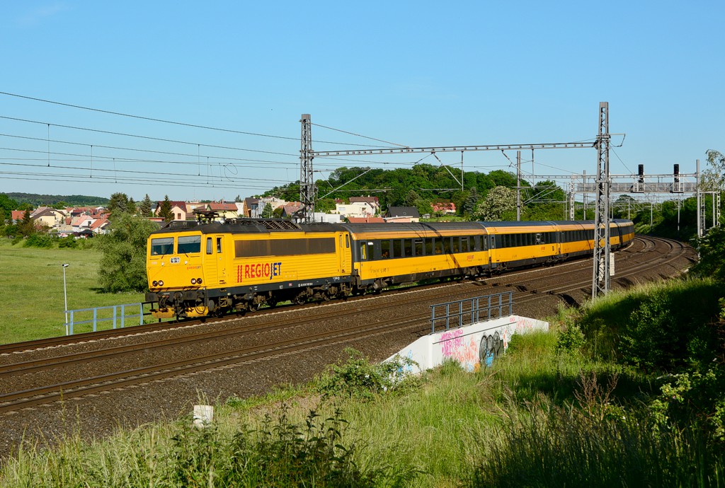 [1024x690] 162120d.jpg