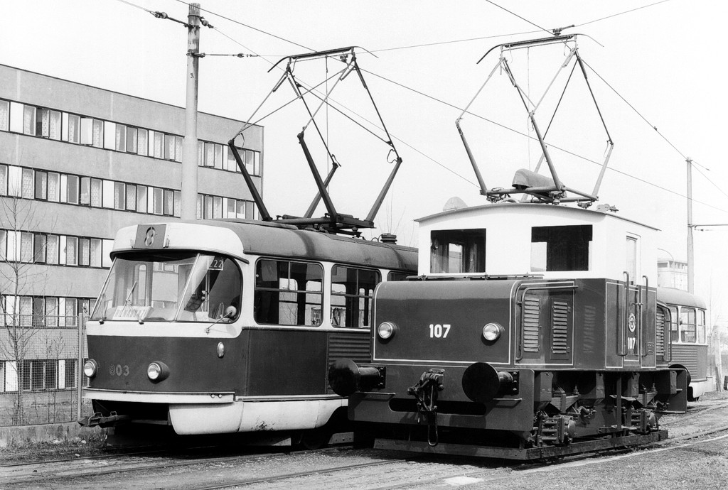 [1024x690] 16E1_03d.jpg