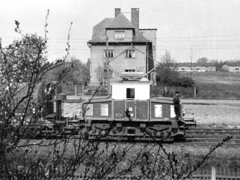 [800x600] 16E1_03l.jpg