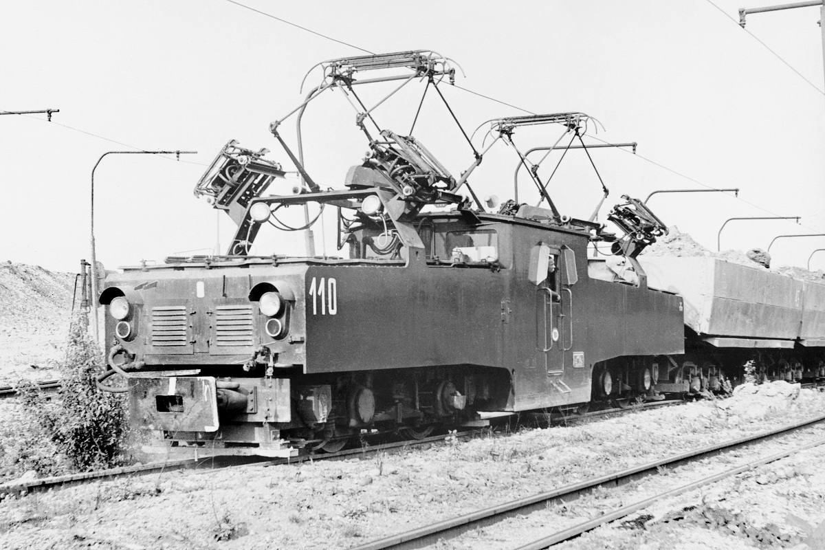 [1200x800] PR110a.jpg