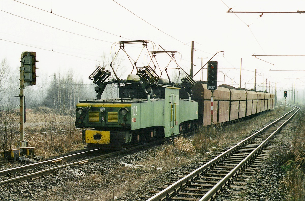 [1200x790] SU102a.jpg