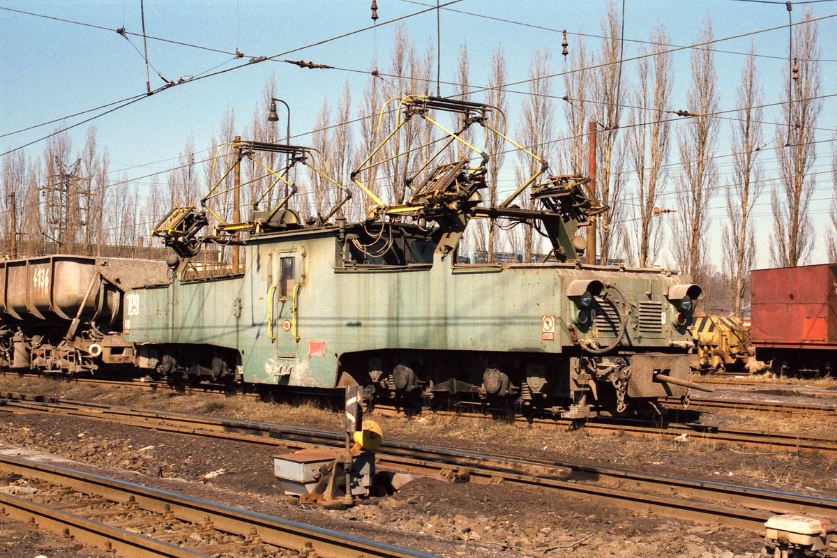 [1200x800] SU109c.jpg