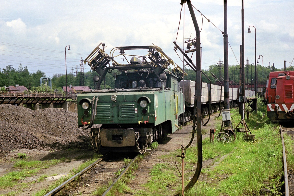 [1200x800] SU109f.jpg