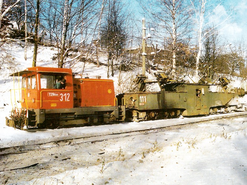 [800x600] SU111a.jpg