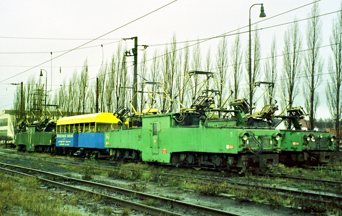 [1200x760] SU143b.jpg