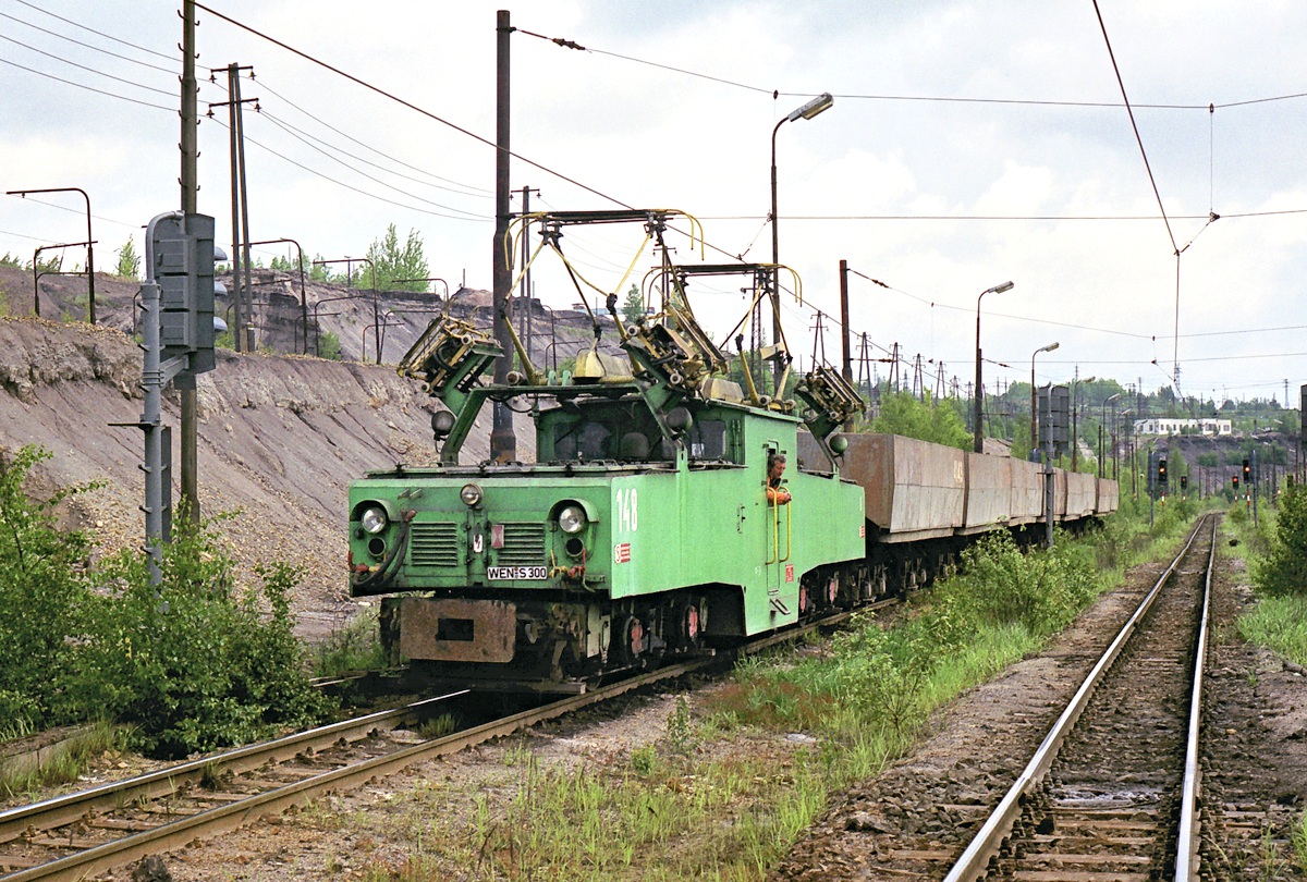 [1200x810] SU148b.jpg