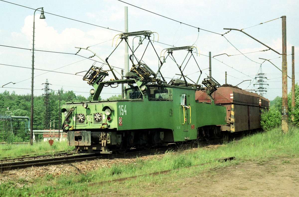 [1200x790] SU154d.jpg