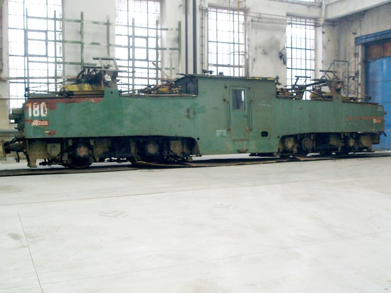 [800x600] SU180c.jpg