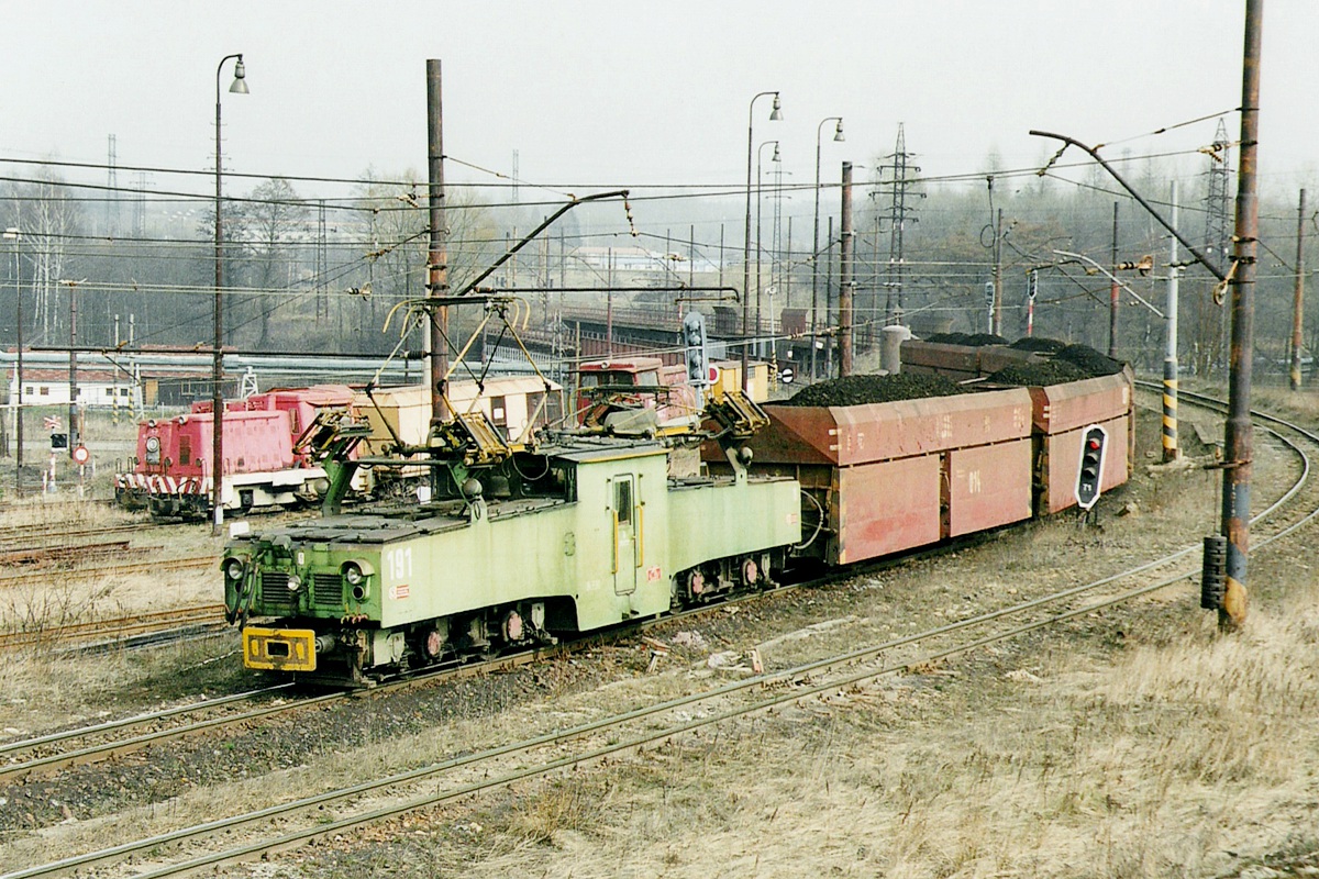 [1200x800] SU191c.jpg