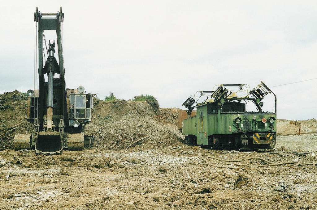 [1024x680] SU304b.jpg