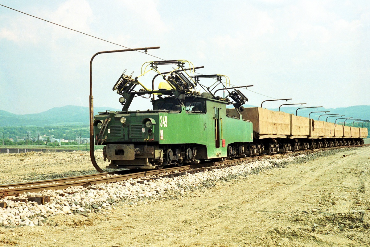 [1200x800] SU349b.jpg