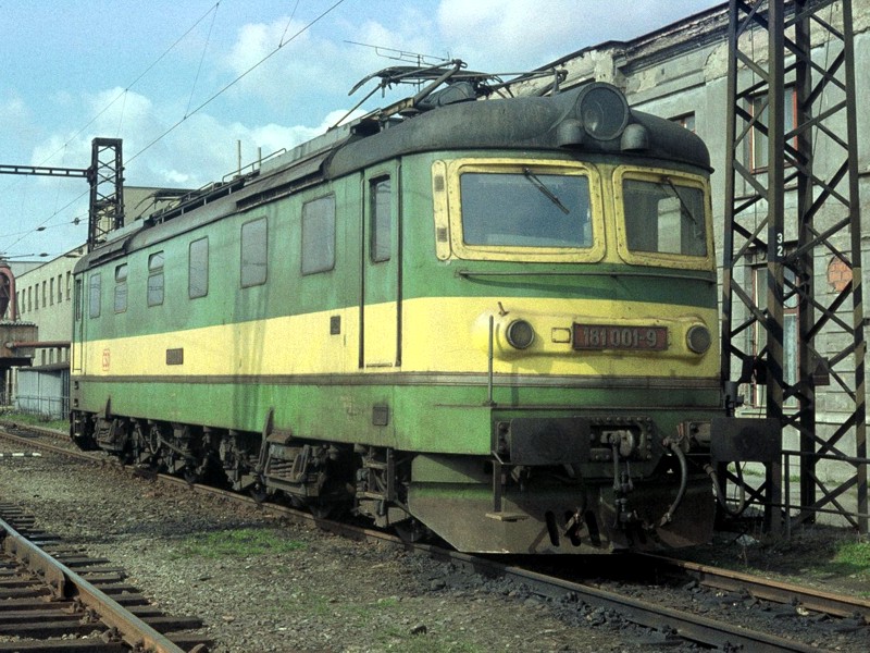 [800x600] 181001a.jpg