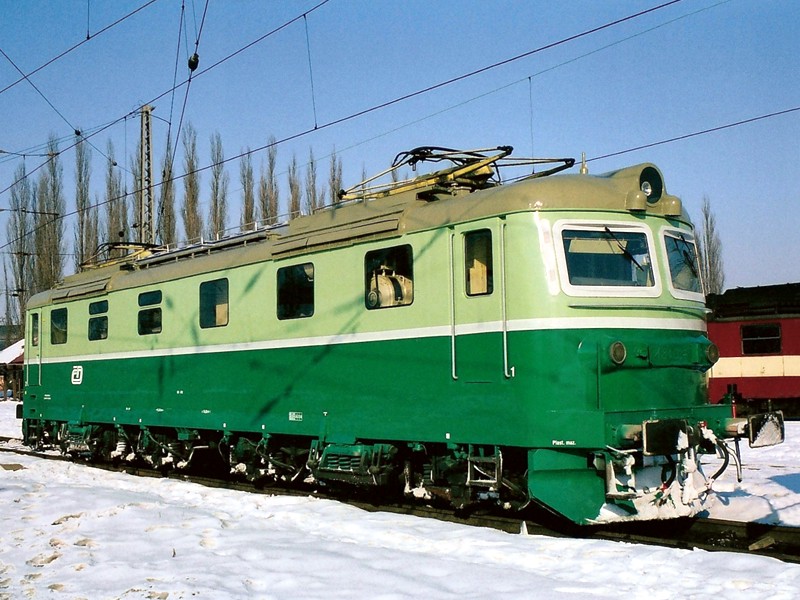 [800x600] 181027c.jpg